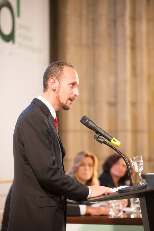 La presidenta de la Junta entrega los Premios Andalucía de Investigación que reconocen el fomento de la labor científica