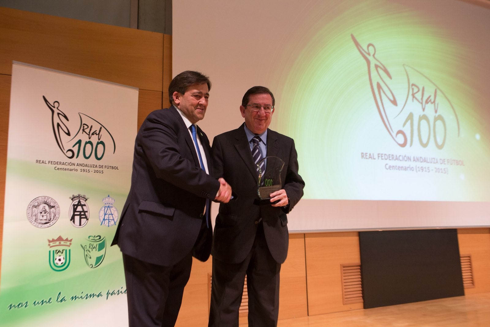 A por otros cien años de fútbol andaluz