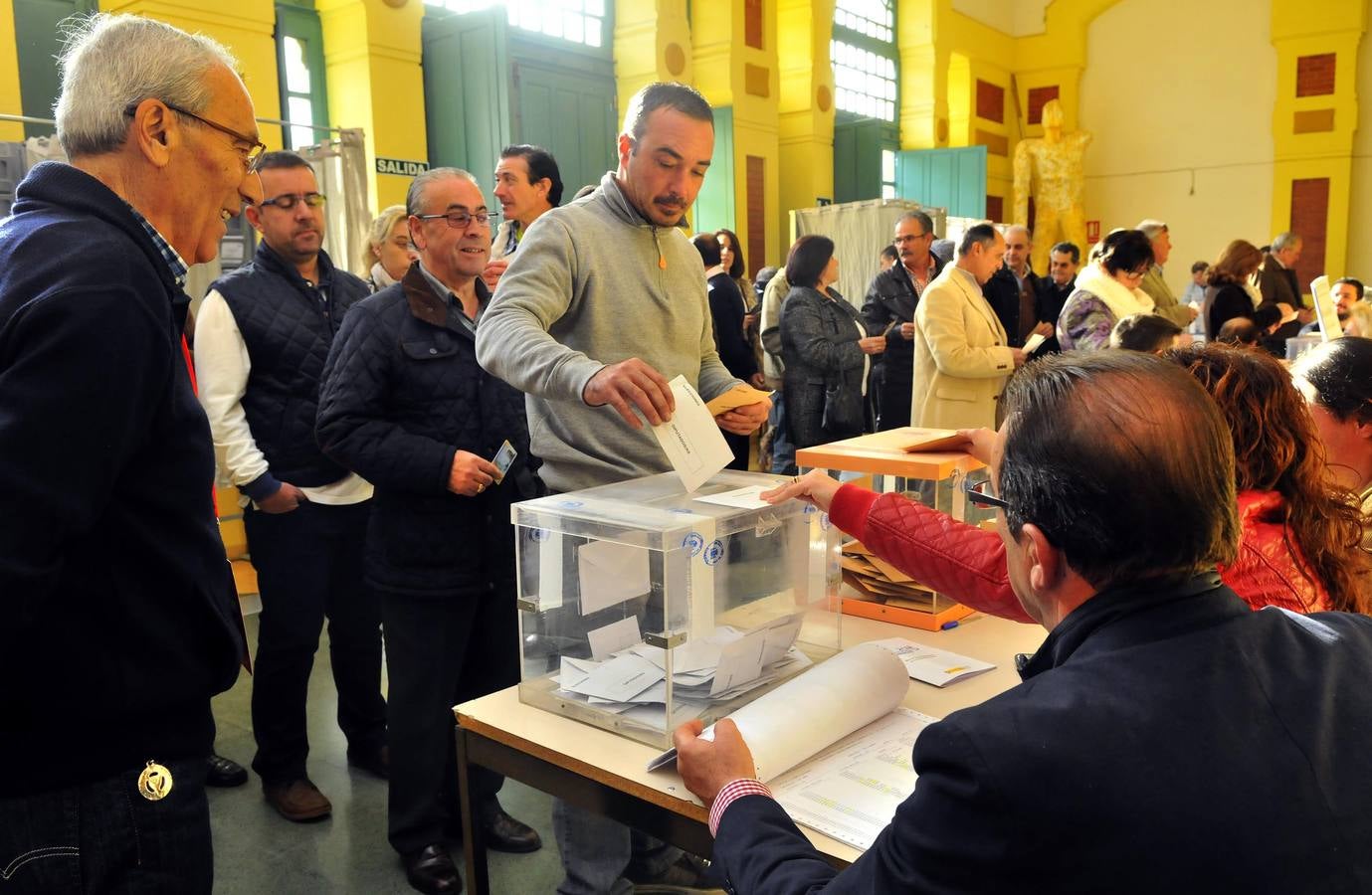 Jaén vota con ilusión