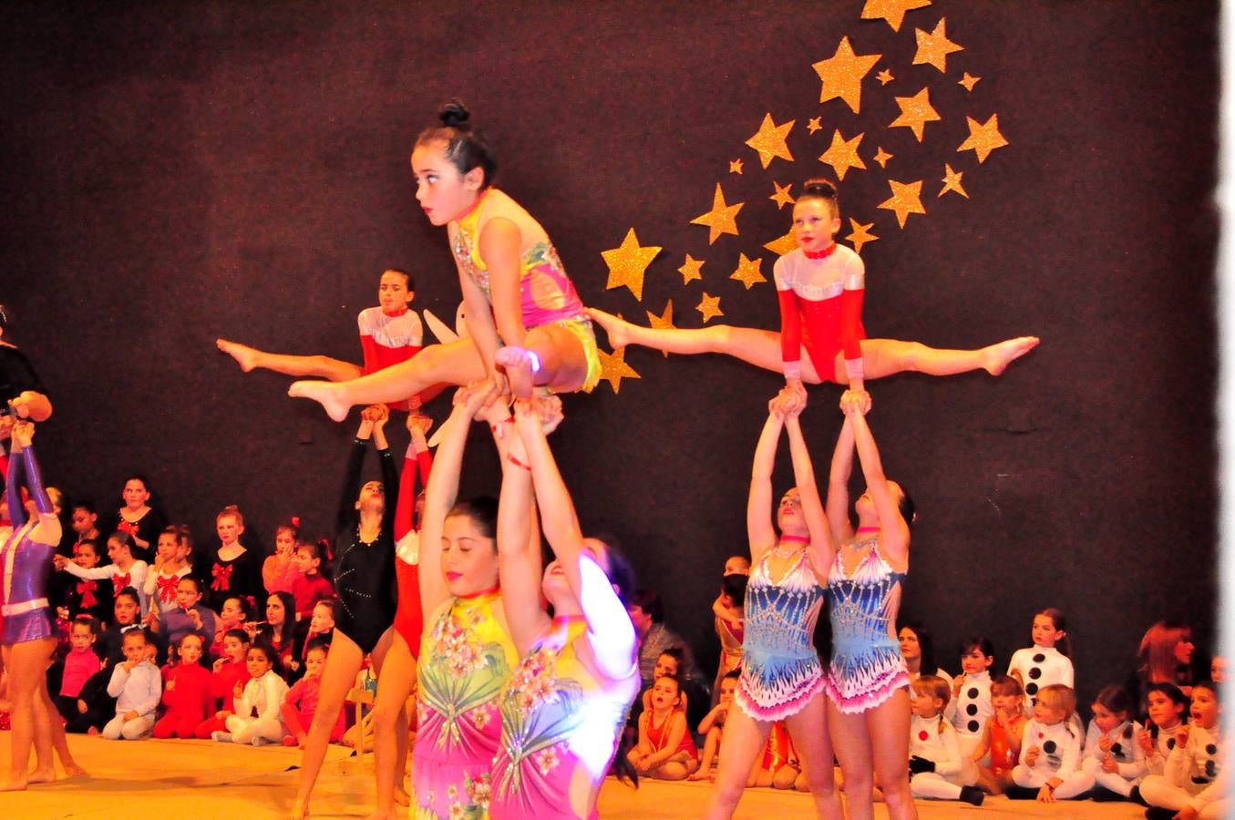 Acrobacias a ritmo navideño