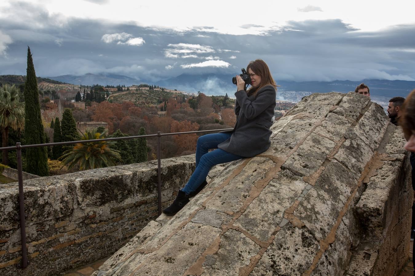 La Torre de la Vela se llena de candidatas para tocar la campana