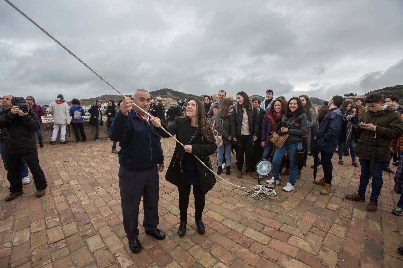 La Torre de la Vela se llena de candidatas para tocar la campana