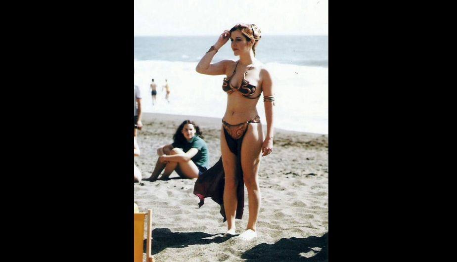 Sesión de fotos de 1983 recuperada por &#039;Rolling Stone&#039;, en la que aparece Carrie Fisher como Leia en la playa