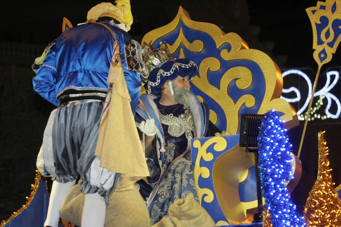 Los Reyes Magos reparten ilusión en Almería