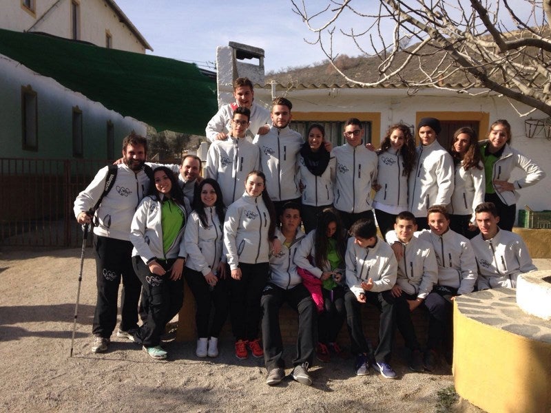 Más de 200 vecinos de Las Gabias, Atarfe, Gójar y Órgiva participan en una jornada de senderismo