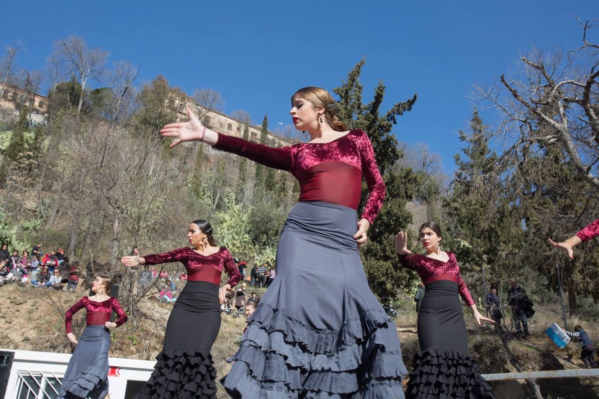 Un millar de granadinos participa en el Sacromonte en la romería de su patrón