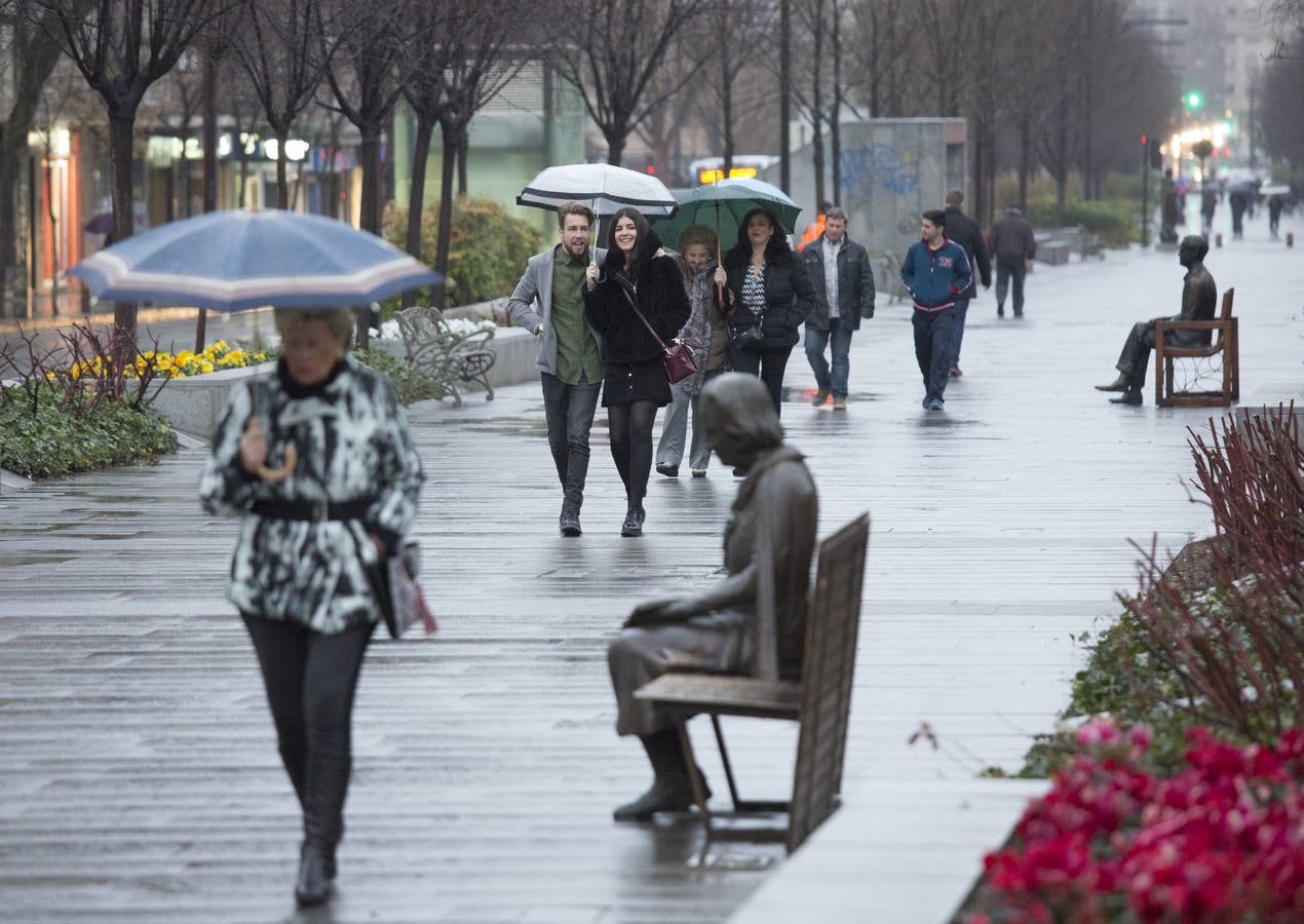 Viernes de lluvia fina en Granada