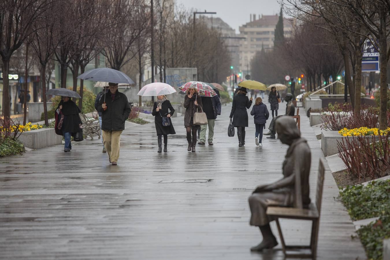 Viernes de lluvia fina en Granada