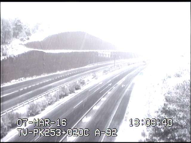 La nieve dificulta el tráfico en la provincia