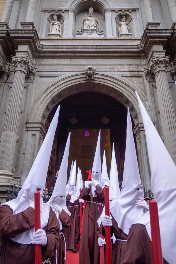 El Cautivo bajo un olivo