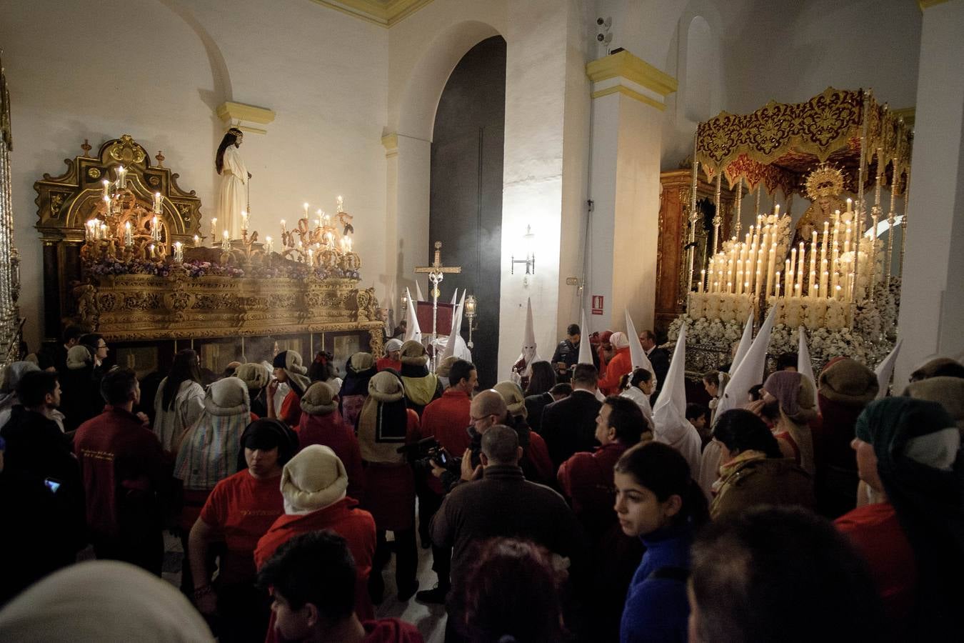 La Costa disfruta del Martes de Pasión (I)