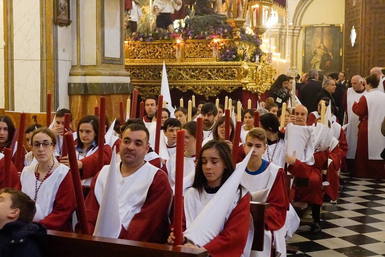 Estudiantes, al completo