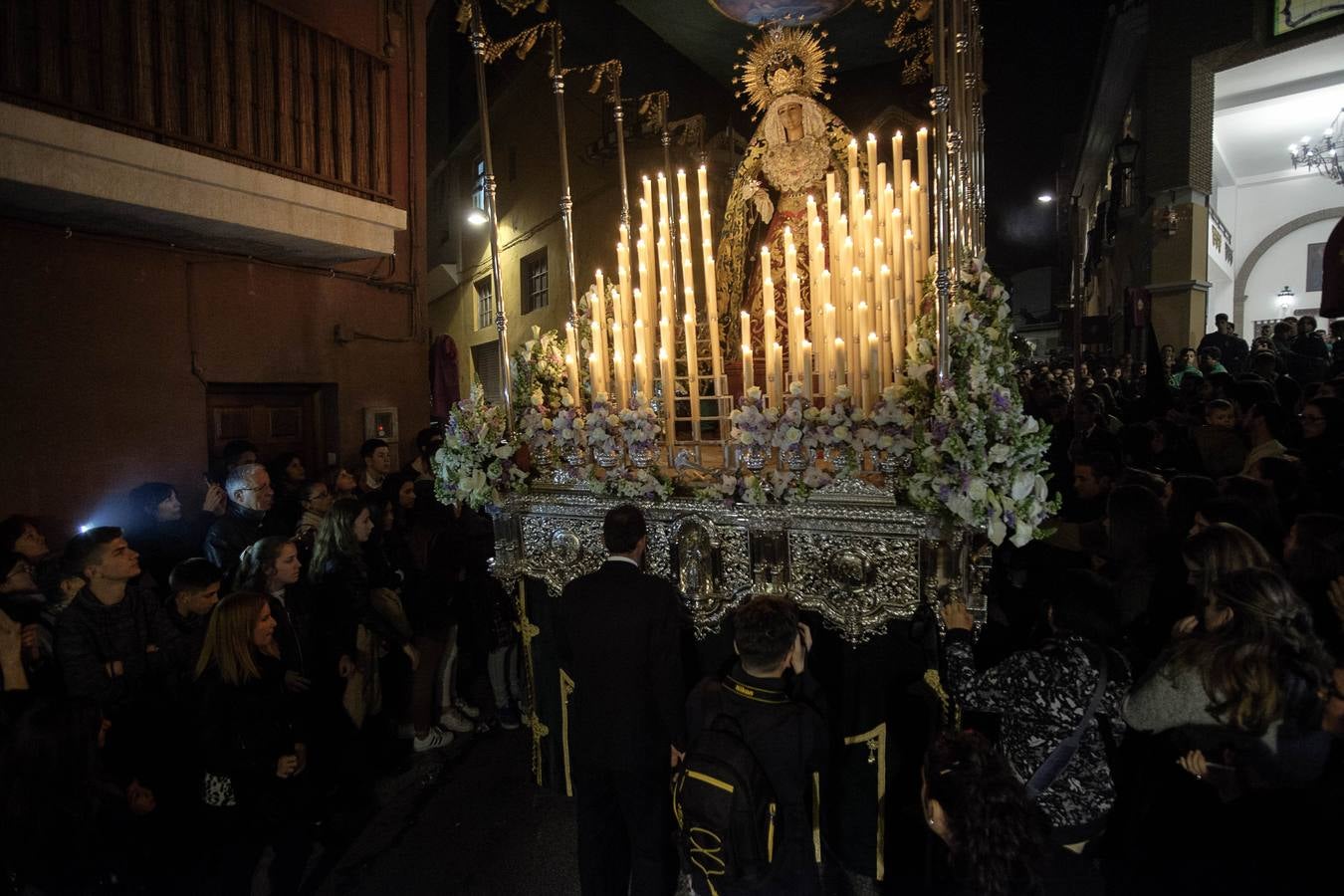 La Pasión, el Nazareno y la Esperanza recorren Motril