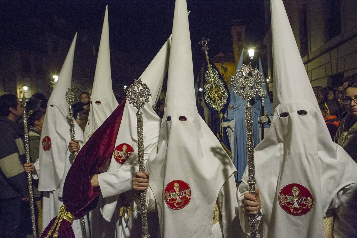 La procesión oficial