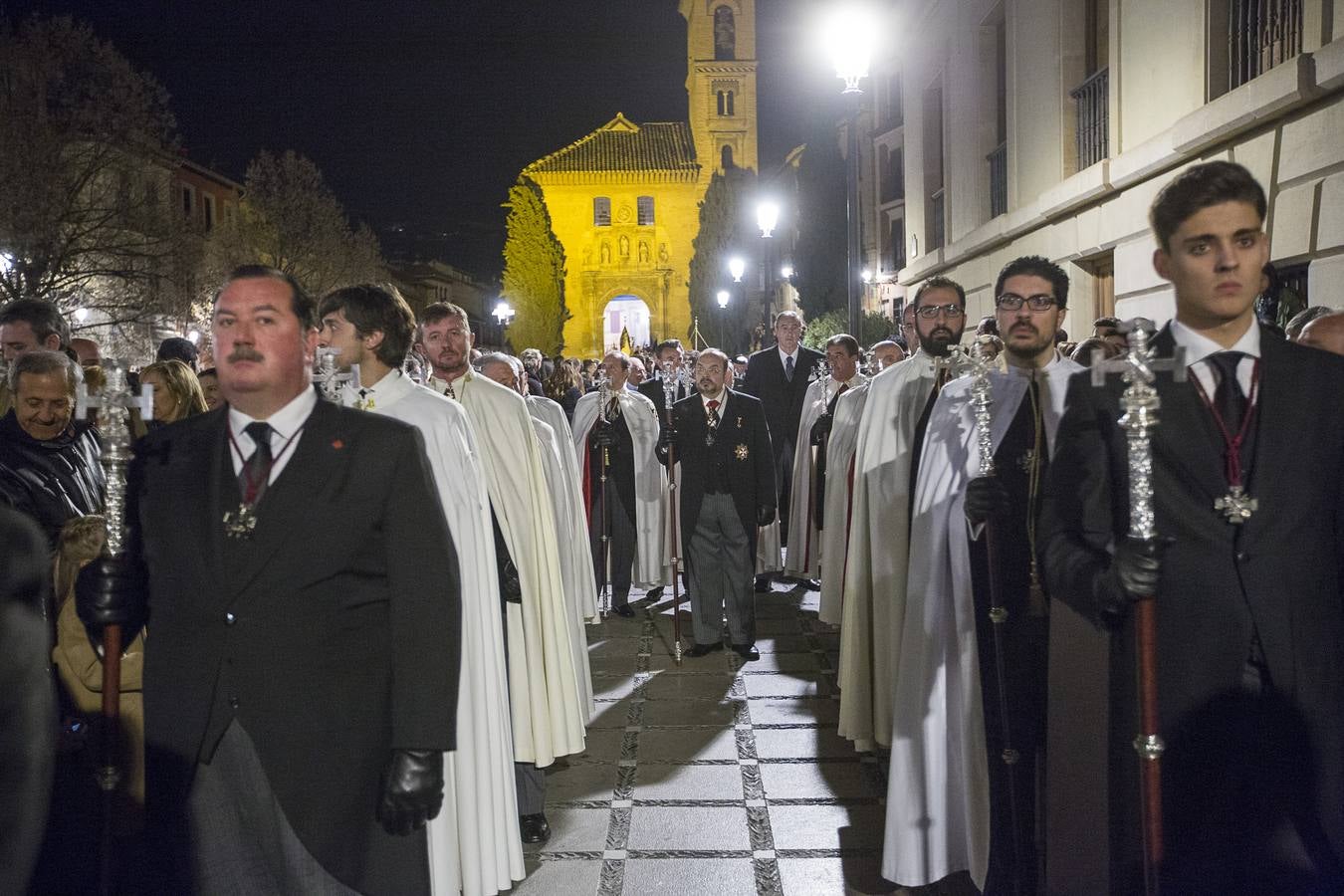 La procesión oficial