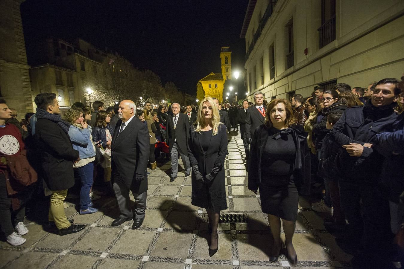 La procesión oficial