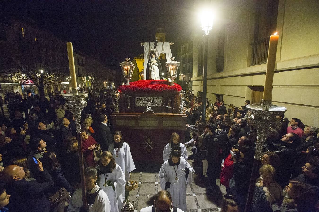 La procesión oficial