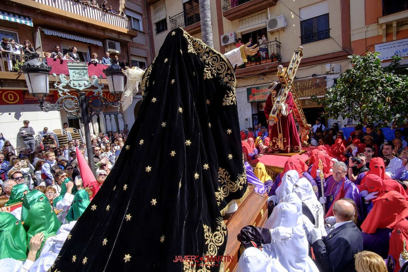 El Paso, por las calles de Almuñécar