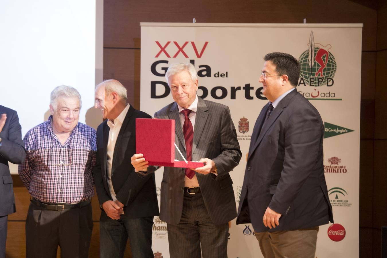 Engarces plateados para las coronas del deporte granadino