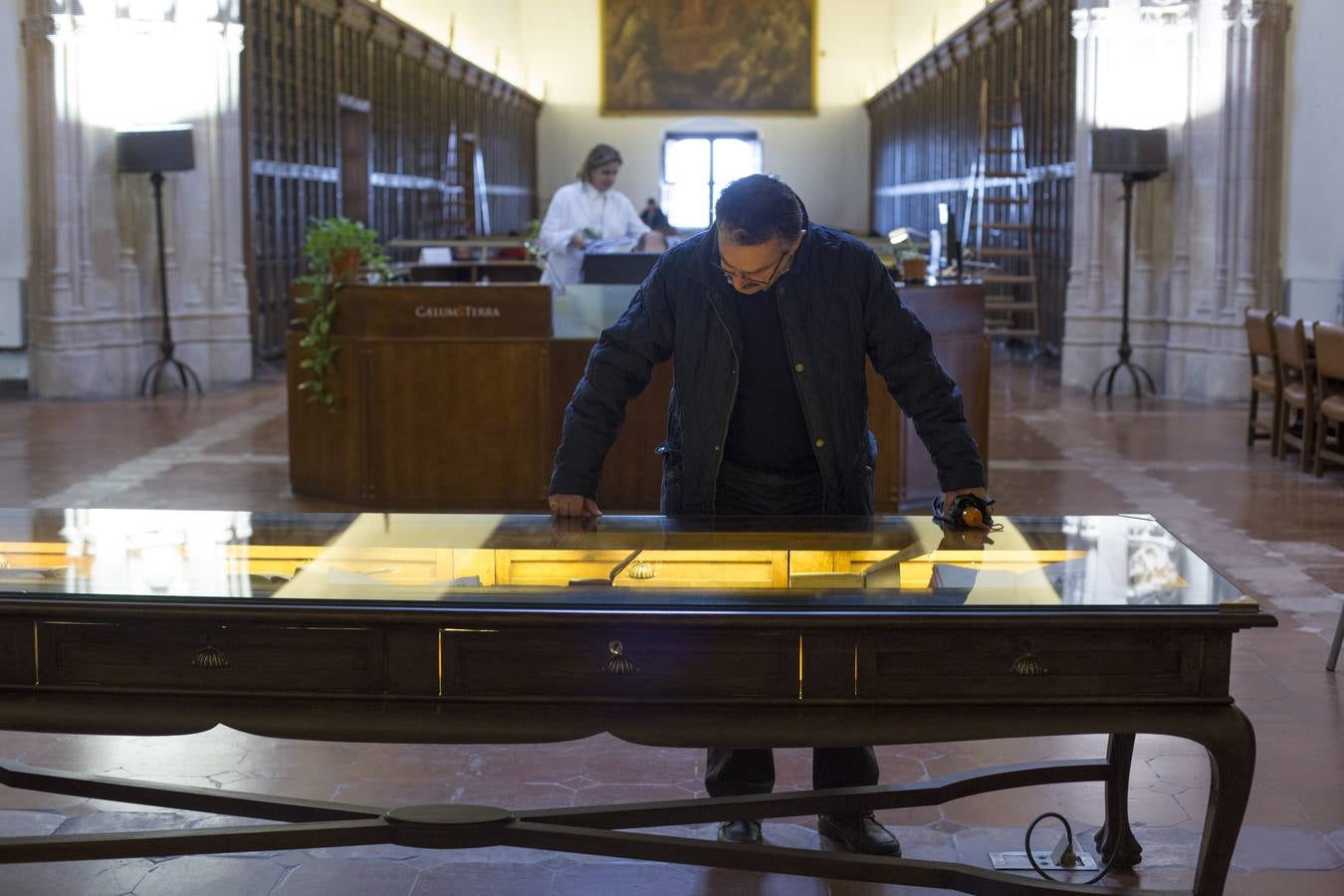 La Biblioteca del Hospital Real reúne ediciones antiguas y raras de Cervantes