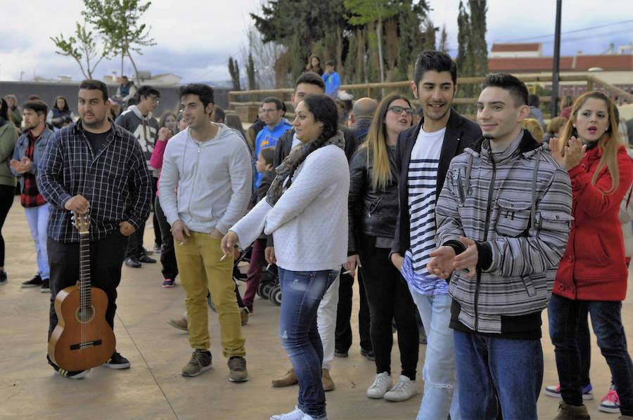 Órgiva se vuelca con los refugiados en Macedonia