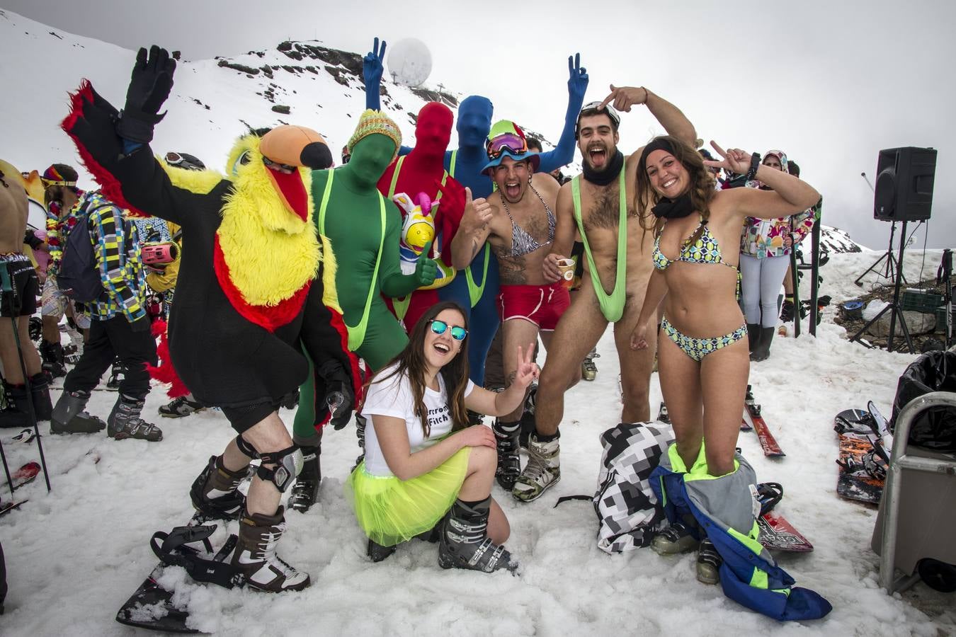 ¿Quién dijo frío? ¡En bañador por la Sierra!