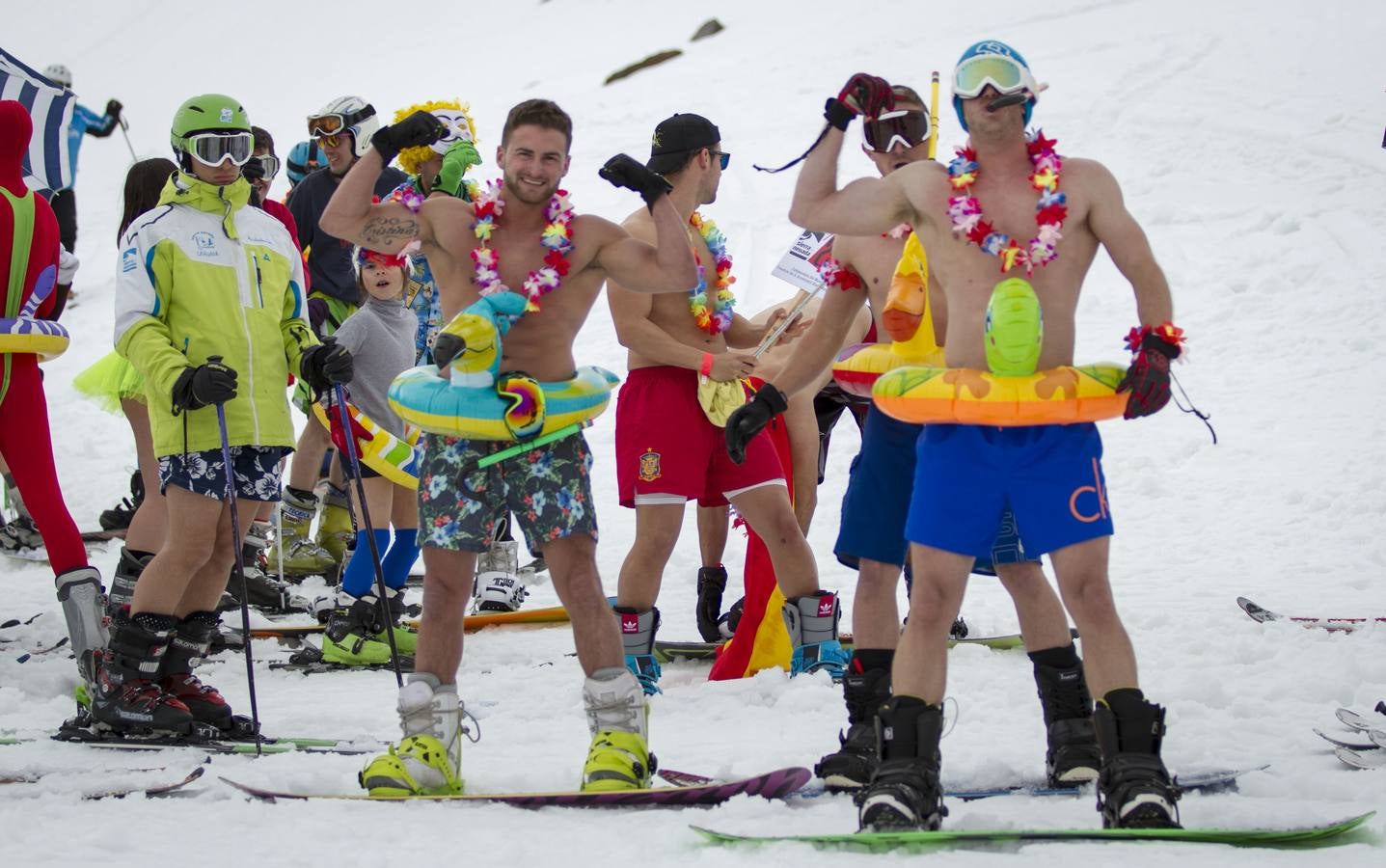 ¿Quién dijo frío? ¡En bañador por la Sierra!