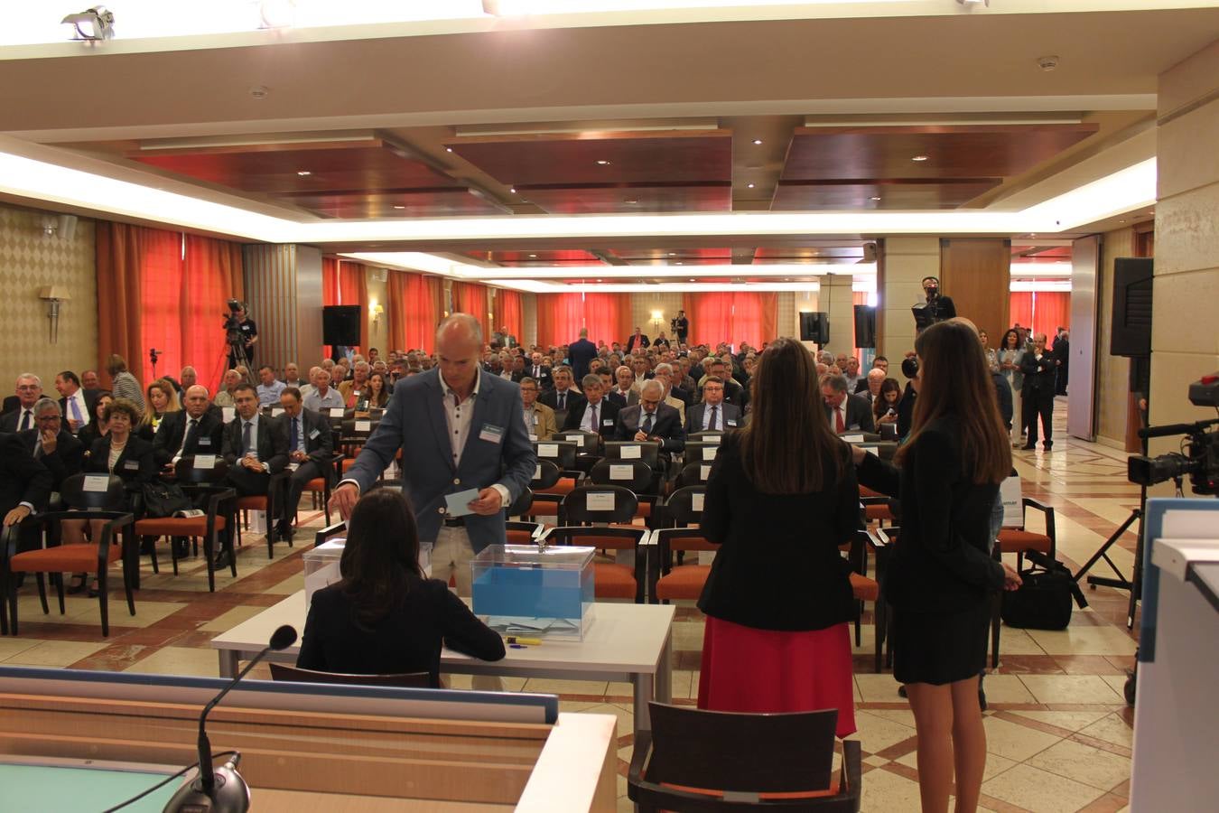 Cajamar elige nuevo presidente para liderar la integración de las cooperativas de crédito