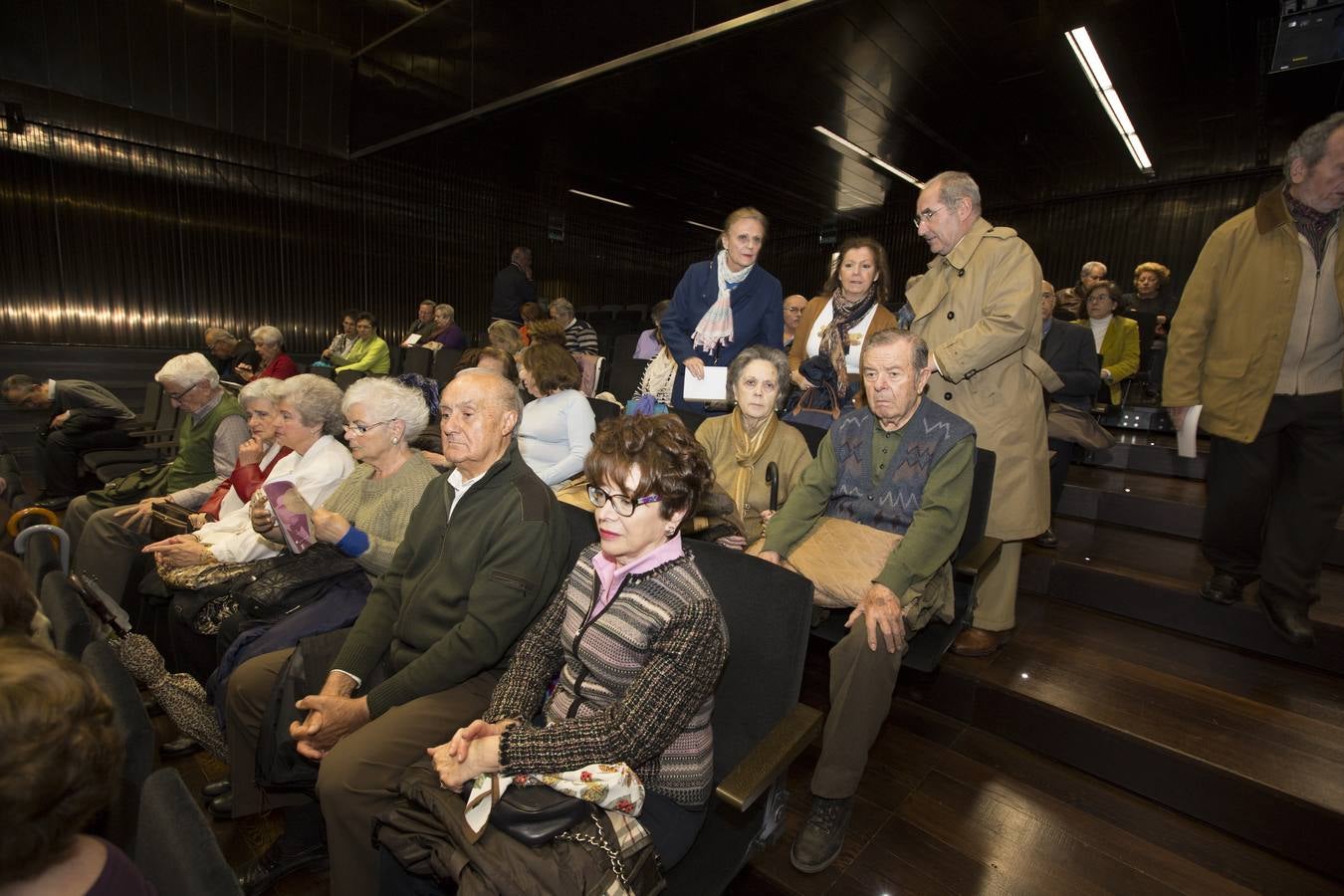 Con 68 euros al mes por paciente la cirugía protésica devuelve la calidad de vida