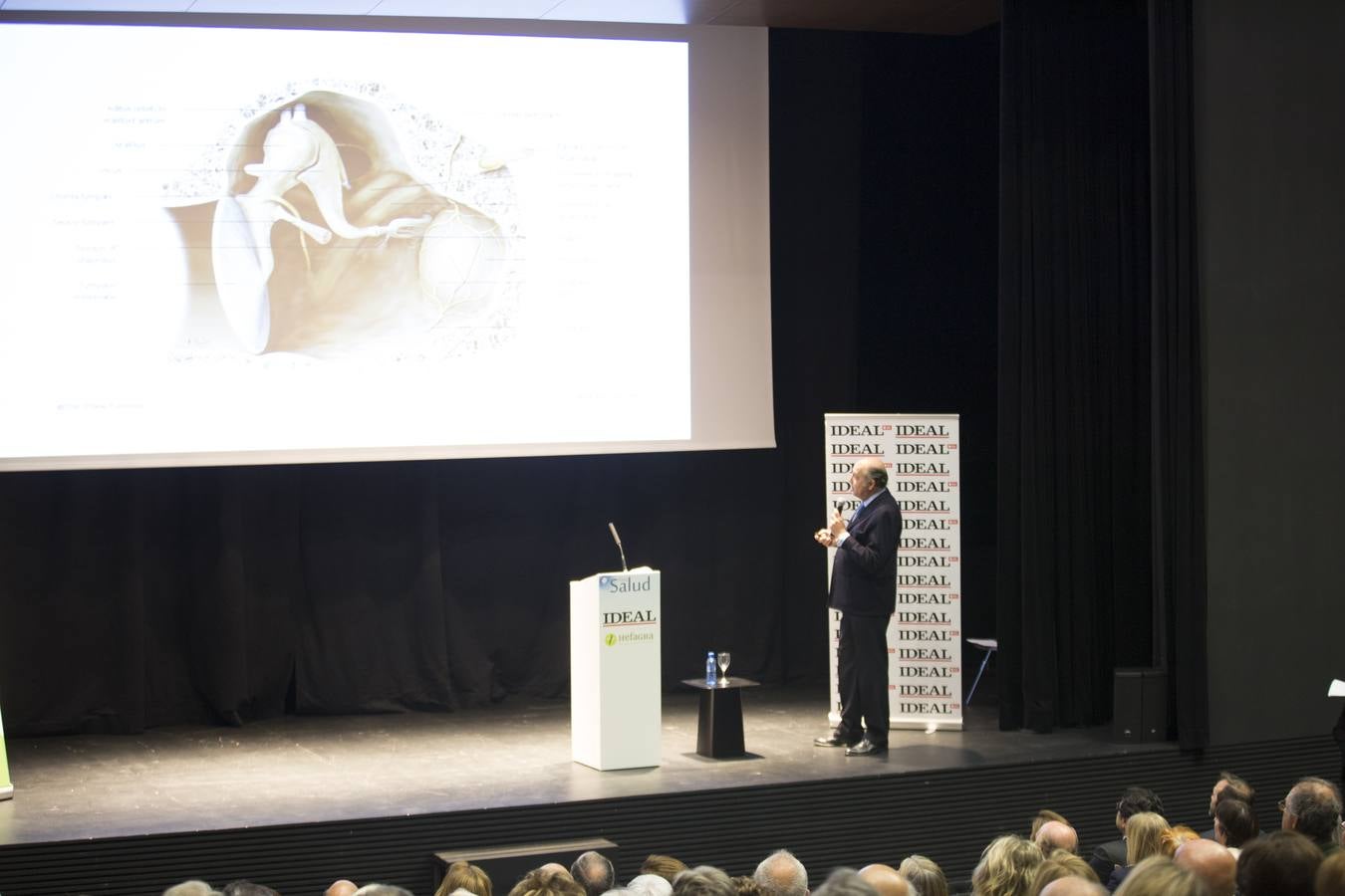 Con 68 euros al mes por paciente la cirugía protésica devuelve la calidad de vida