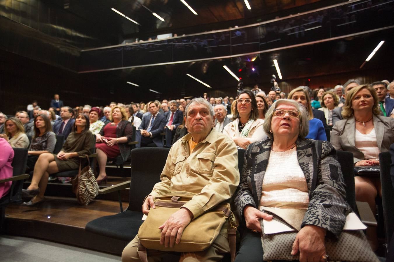 Rafael Cadenas recibe el Premio Lorca de poesía