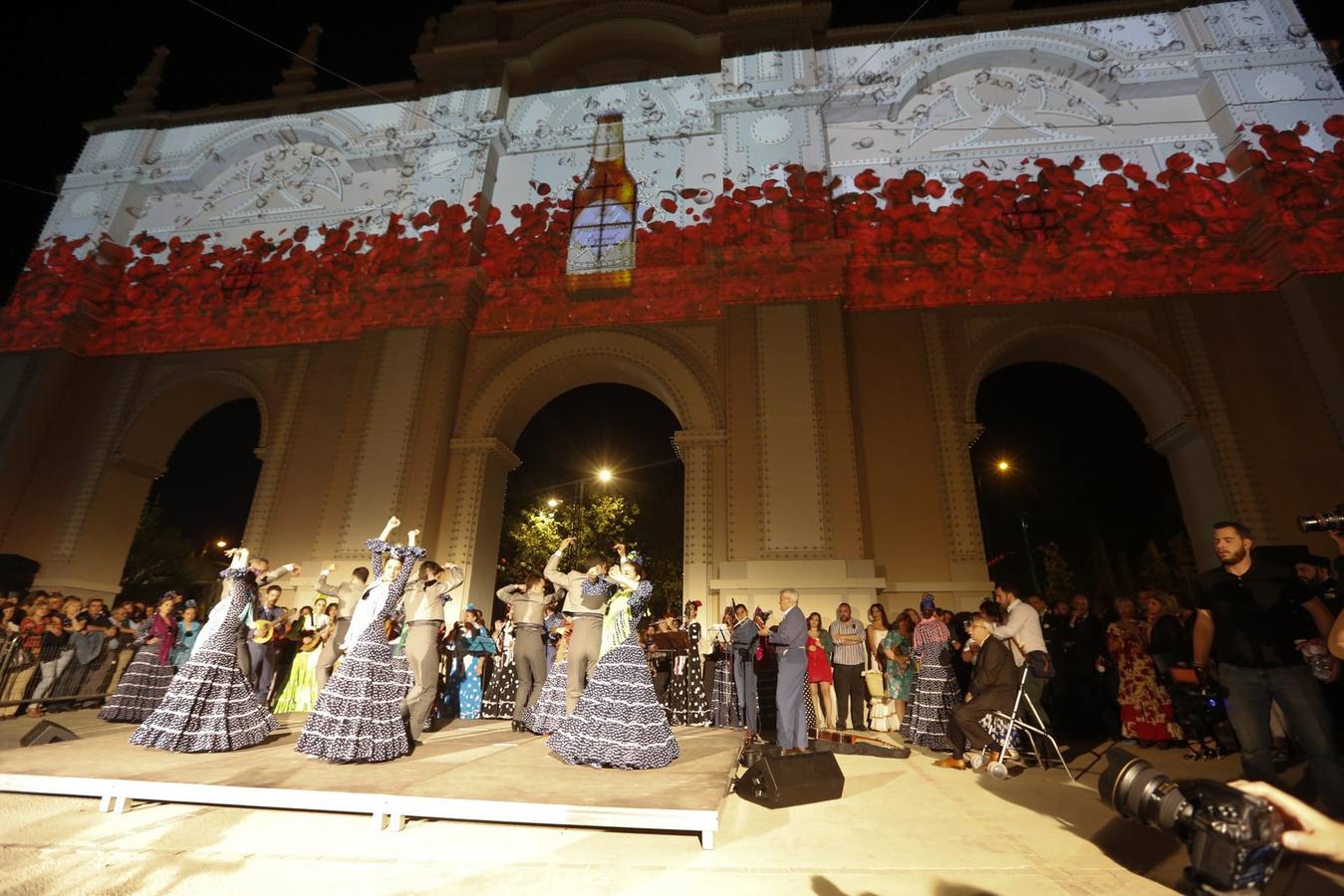 Granada enciende siete días de feria