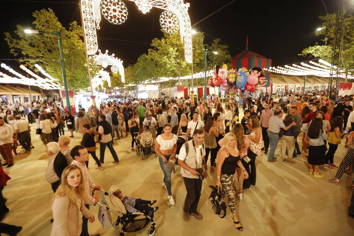 Granada enciende siete días de feria
