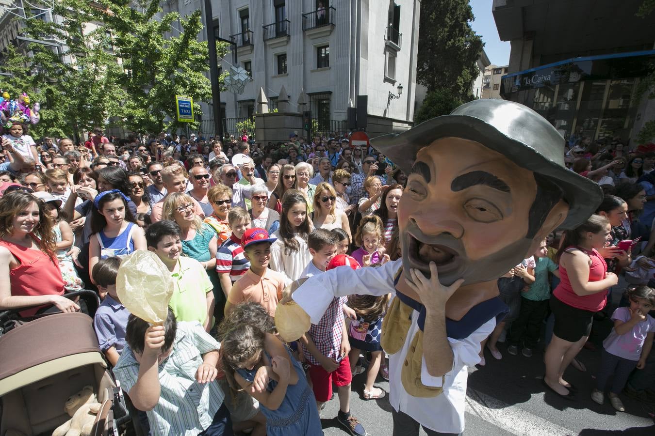 La Tarasca se pone flamenca