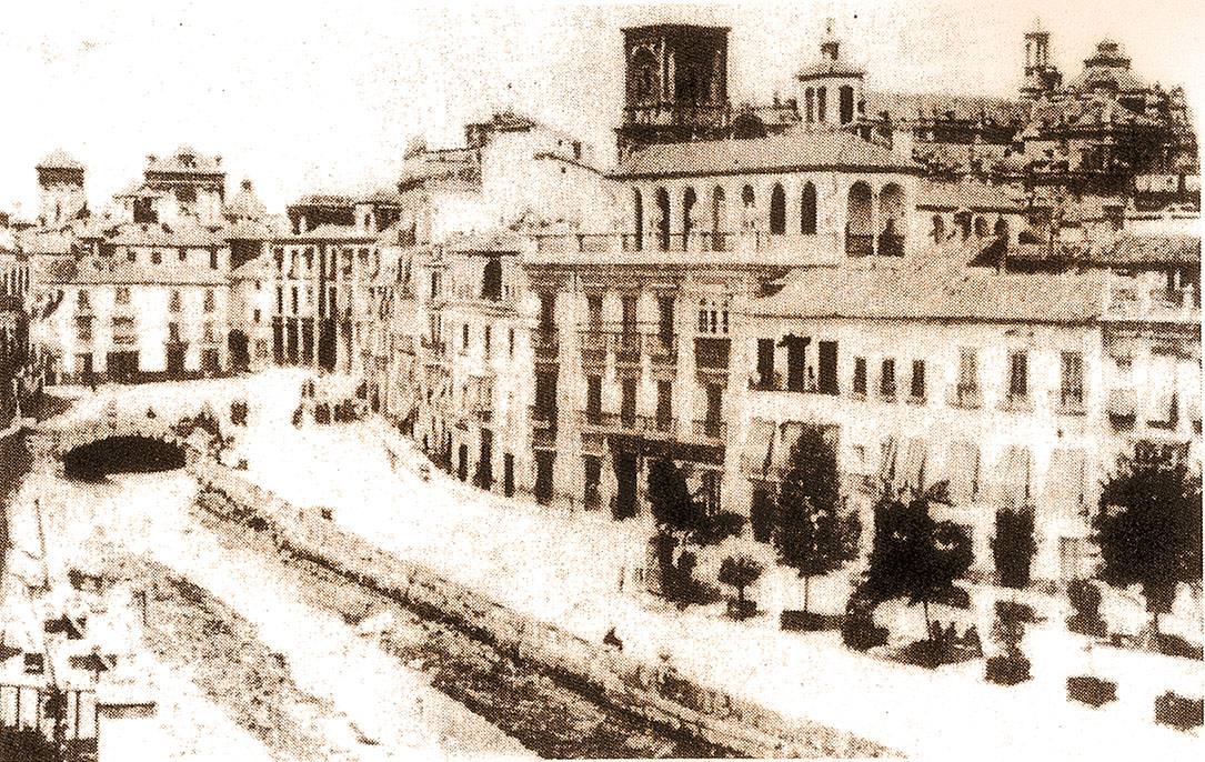 Puerta Real, Puente de Paja o del Rastro.