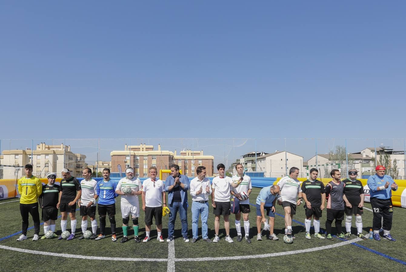 Lección magistral de la Selección Española de fútbol para ciegos en Maracena