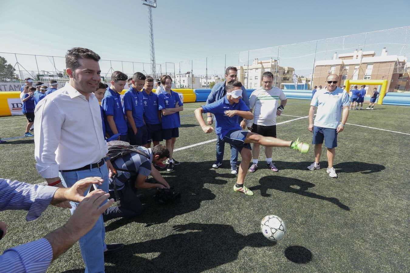 Lección magistral de la Selección Española de fútbol para ciegos en Maracena