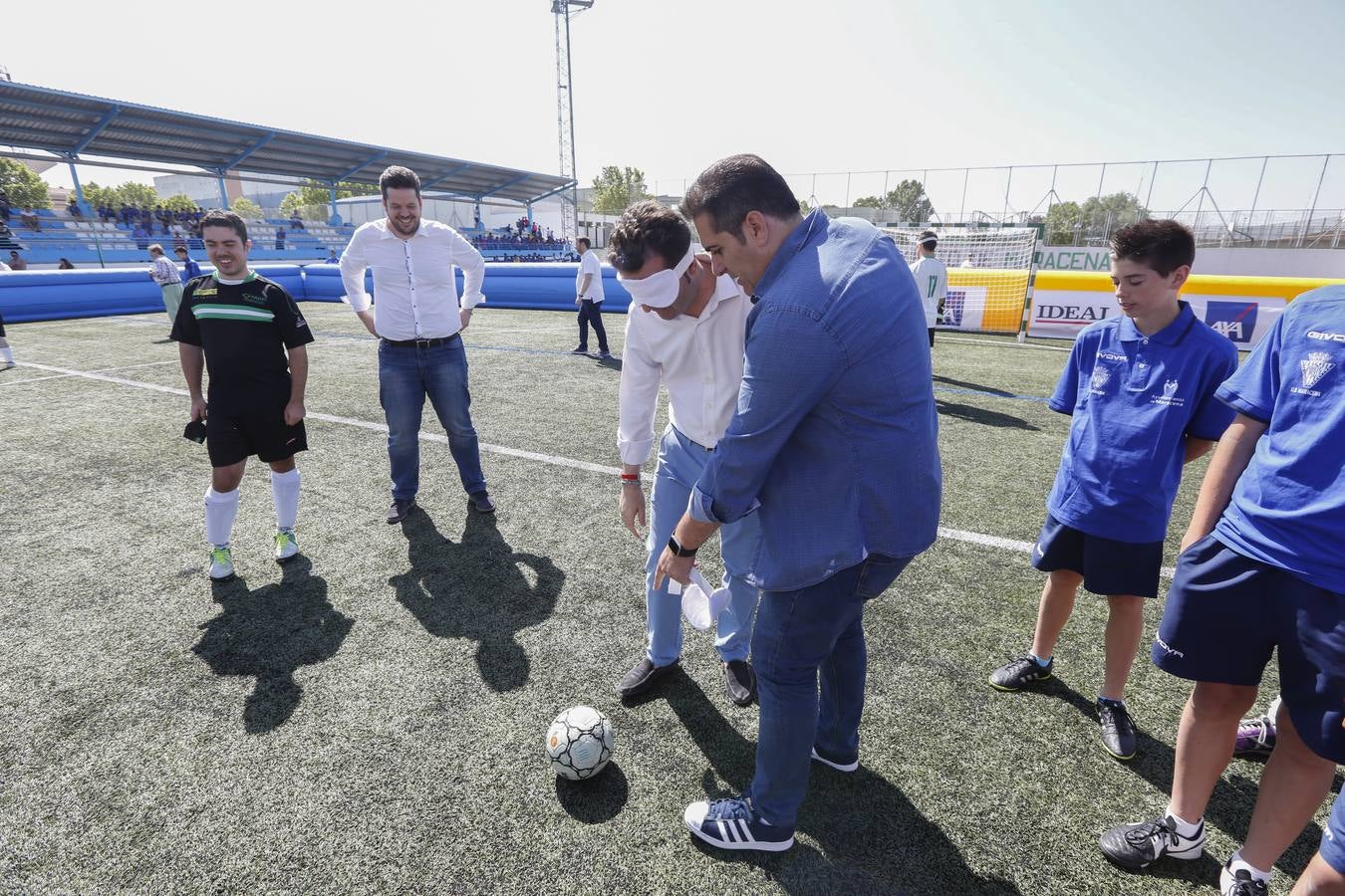 Lección magistral de la Selección Española de fútbol para ciegos en Maracena