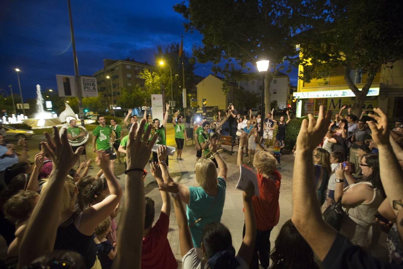 Más de 90 espectáculos toman la calle con el FEX