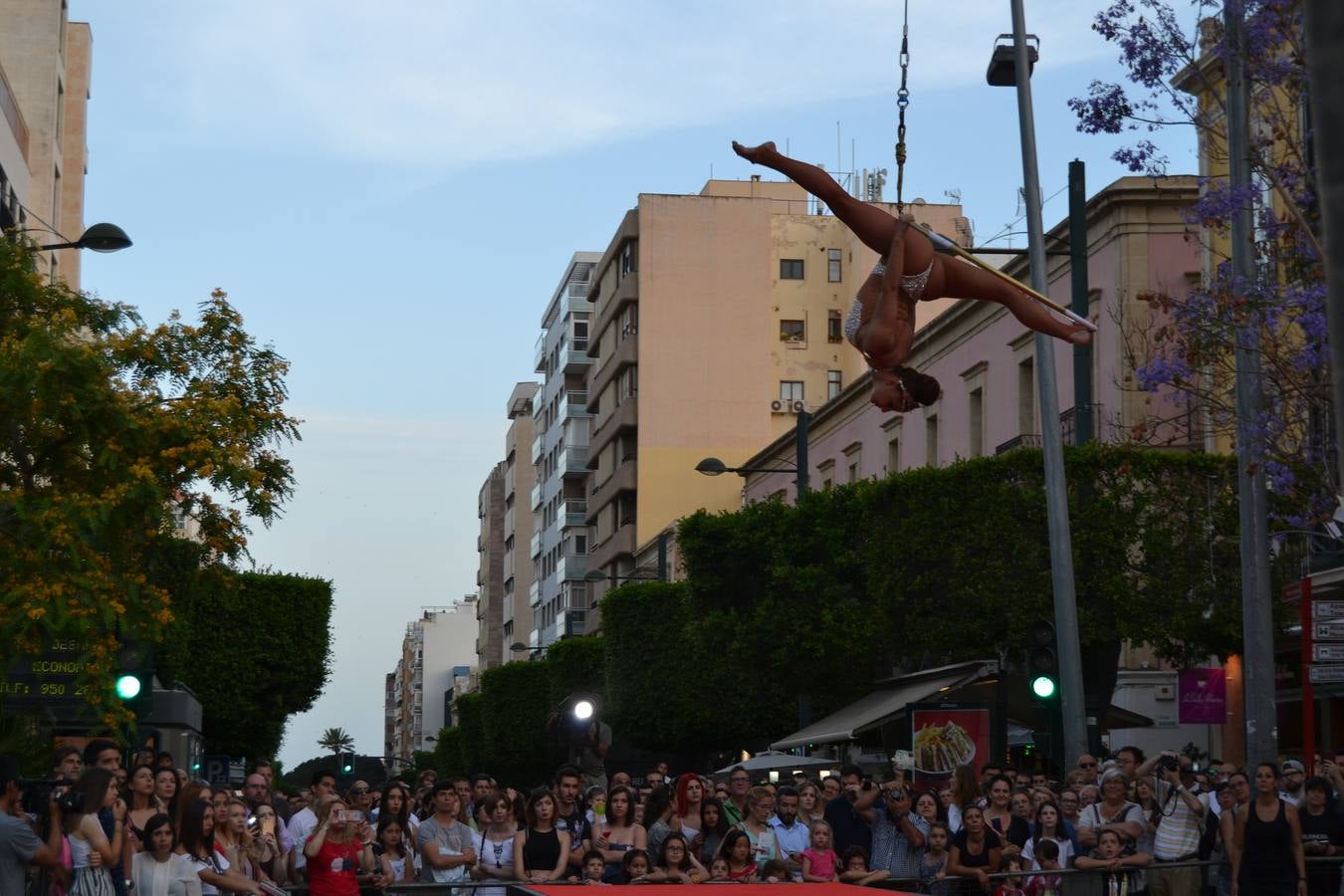 Almería disfruta de otra Noche en Blanco más