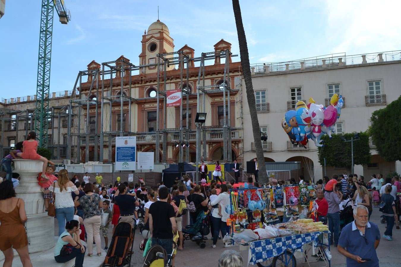 Almería disfruta de otra Noche en Blanco más