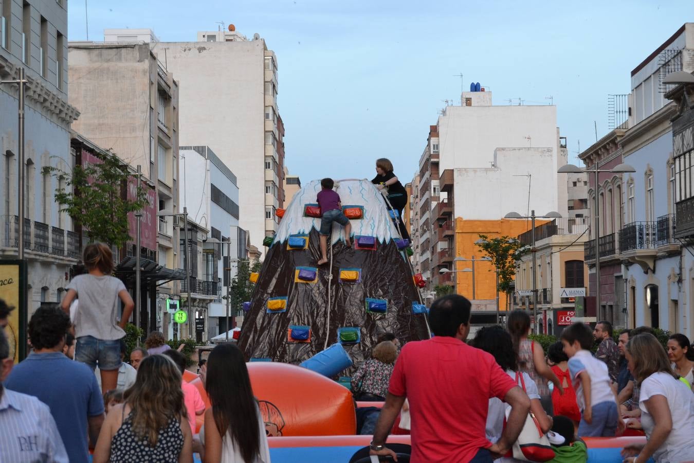 Almería disfruta de otra Noche en Blanco más
