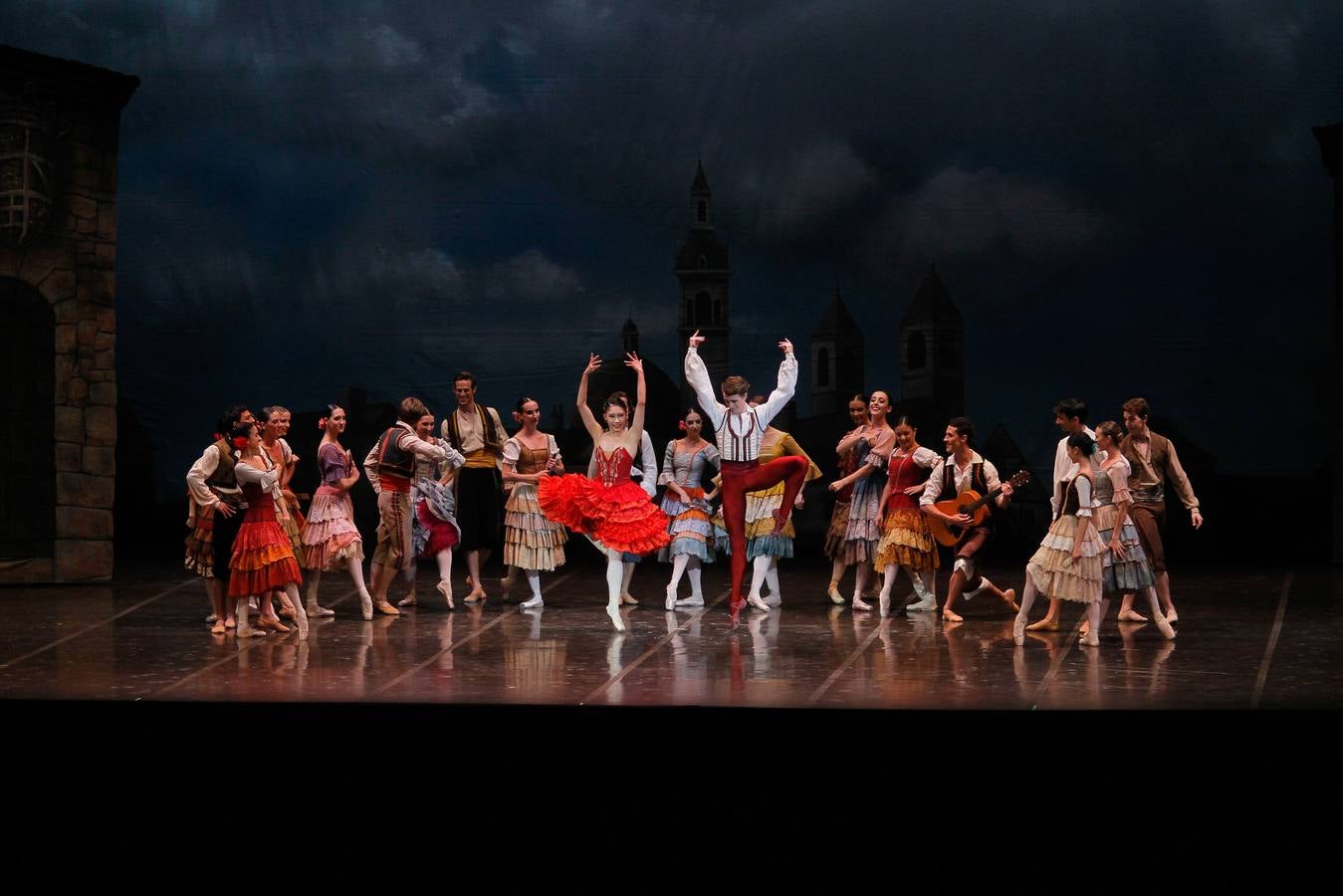 La Compañía Nacional de Danza deslumbra en el Festival