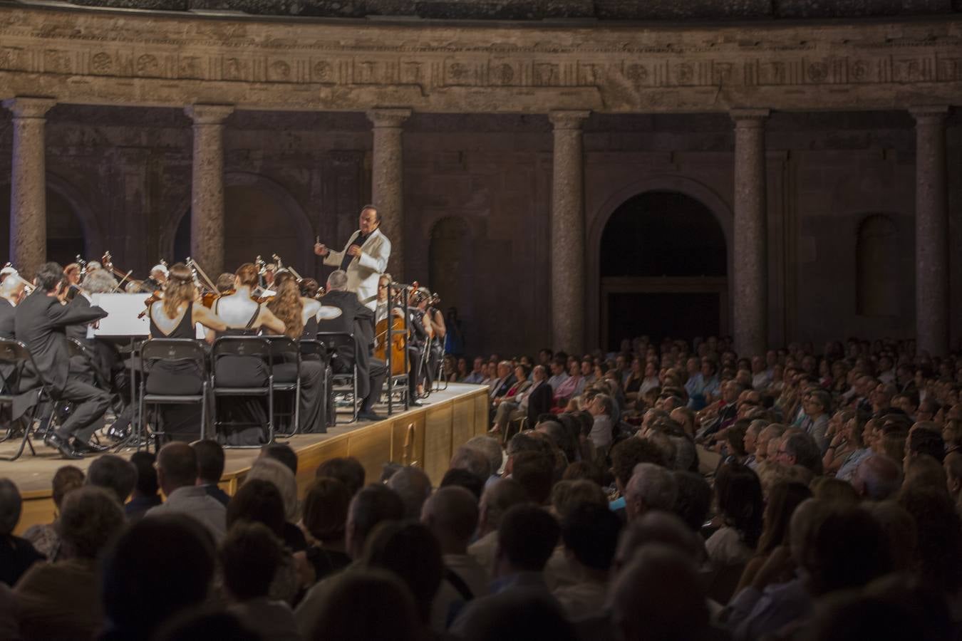 Un Jardín para el paseo de Falla con sus amigos