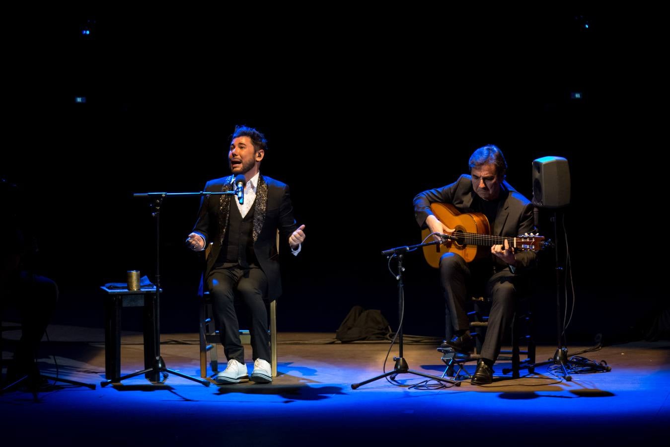 Miguel Poveda se hace granadino