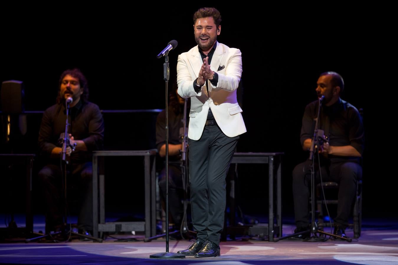 Miguel Poveda se hace granadino