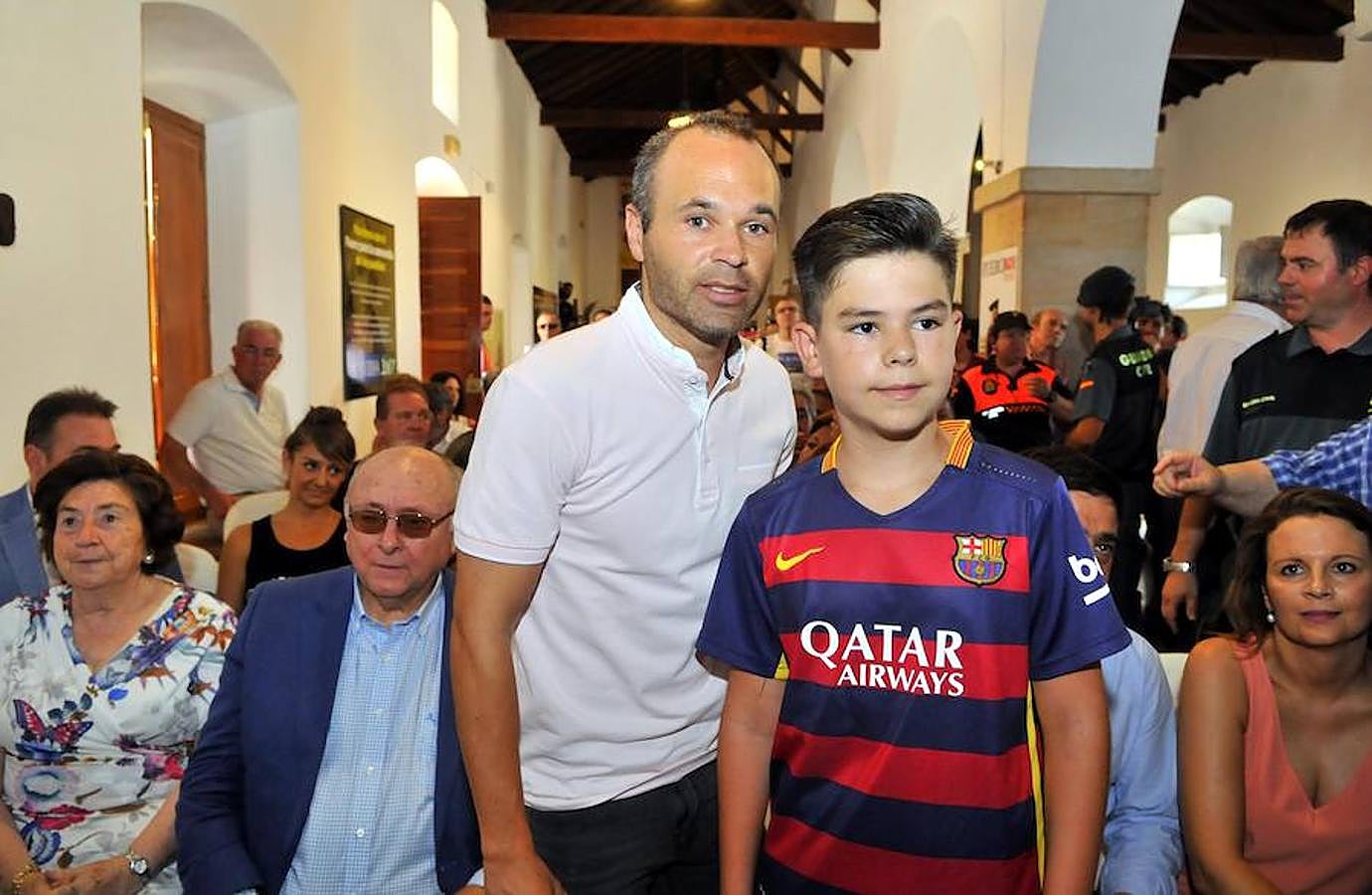 Iniesta, hijo adoptivo de Carboneros y colono de honor de Olavidia