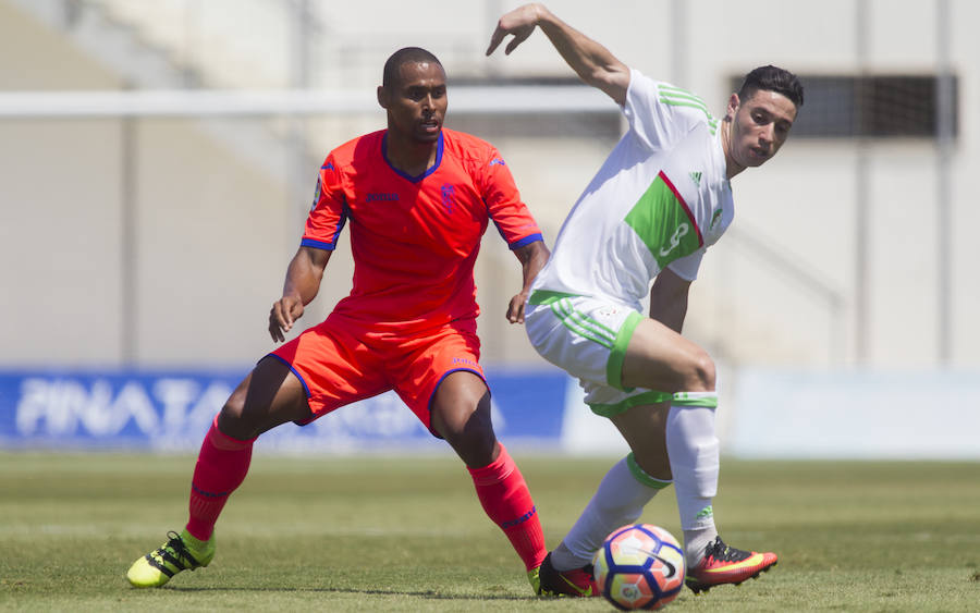 Las mejores imágenes del Granada CF - Argelia sub 23
