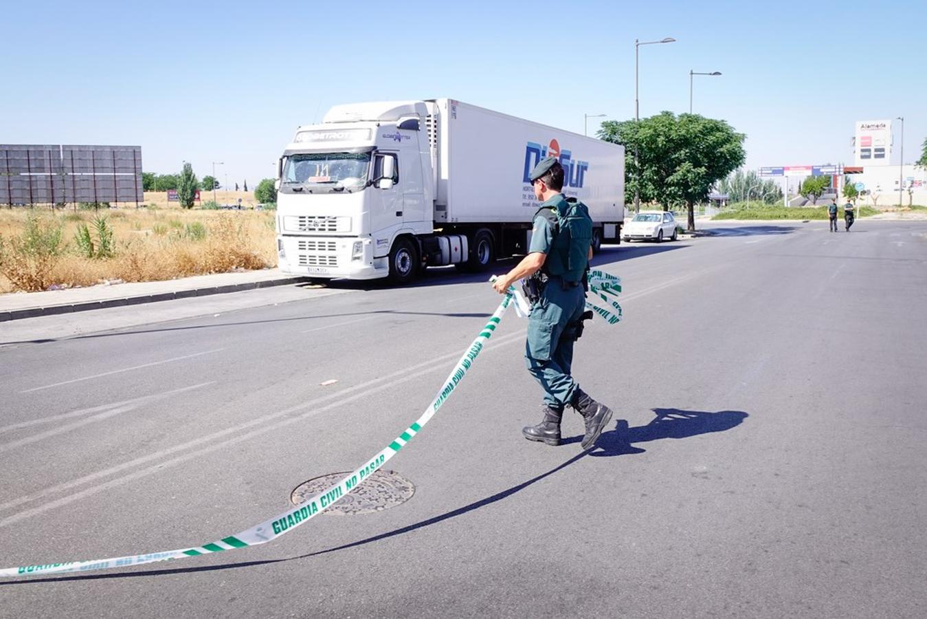 Una falsa amenaza de bomba obliga a desalojar el centro comercial Alameda