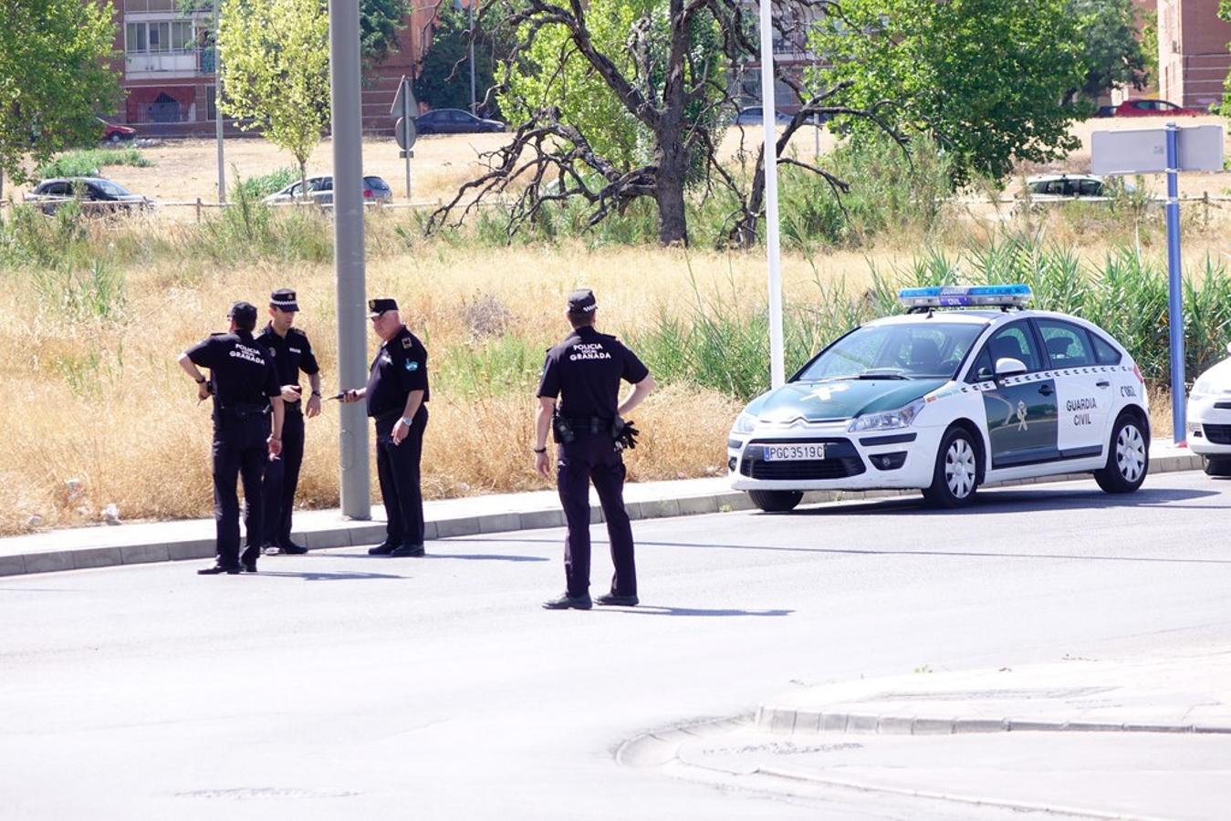 Una falsa amenaza de bomba obliga a desalojar el centro comercial Alameda